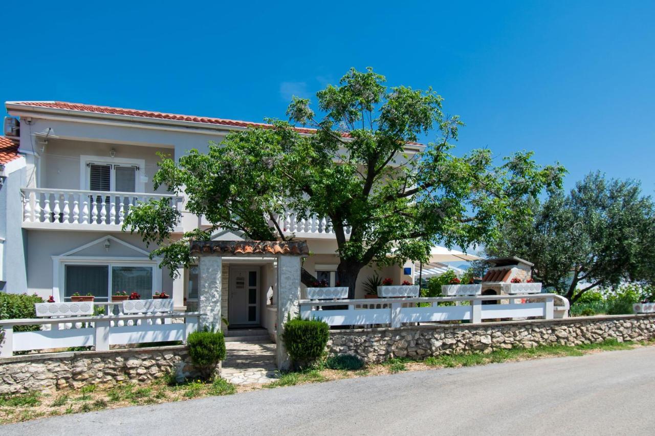 Apartment Ivan Vrsi Exterior foto